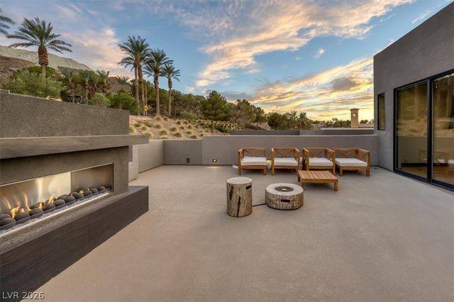 5 Promenade Isle Lane, Henderson, NV 89011