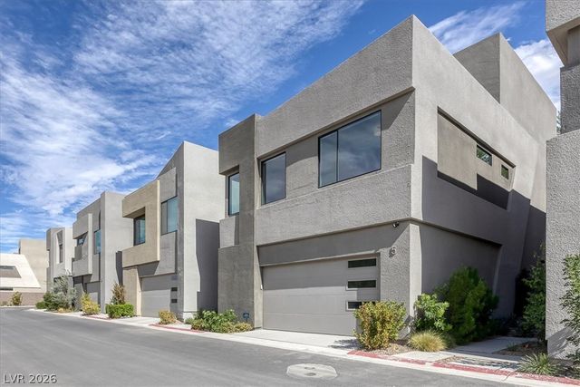 5 Promenade Isle Lane, Henderson, NV 89011