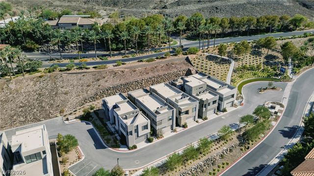 5 Promenade Isle Lane, Henderson, NV 89011
