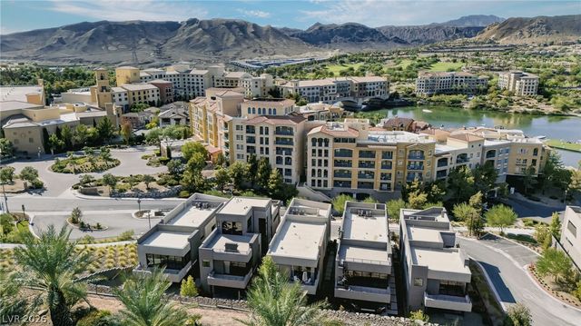 5 Promenade Isle Lane, Henderson, NV 89011
