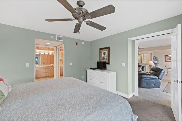 8472 RIDGEWOOD AVENUE 201, Cape Canaveral, FL 32920