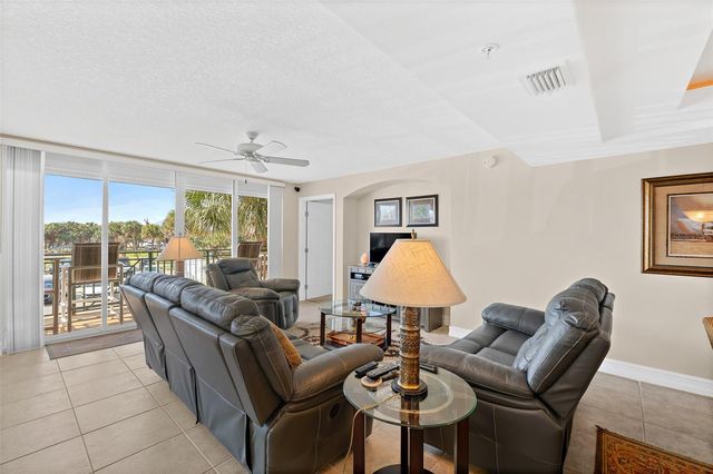 8472 RIDGEWOOD AVENUE 201, Cape Canaveral, FL 32920