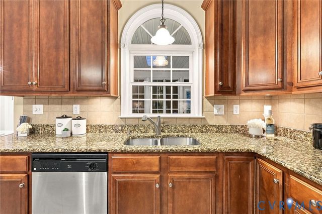 9406 Orchid Ter, Chesterfield, VA 23832