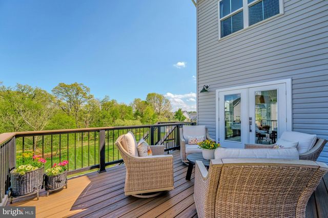 18120 RIDGEWOOD PL, Round Hill, VA 20141