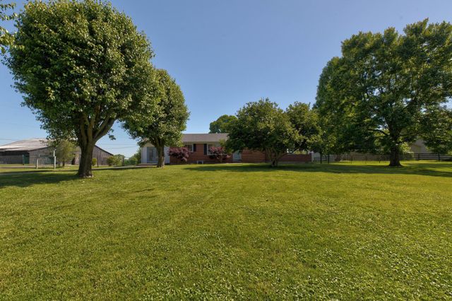 4389 McCormick Road, Mt Sterling, KY 40353