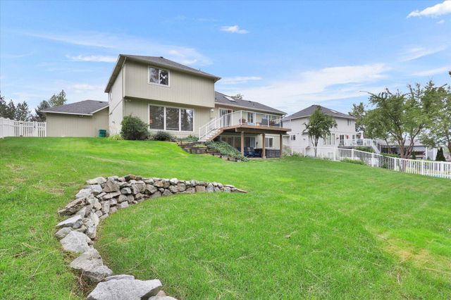 12006 N Guinevere Dr, Spokane, WA 99218