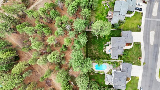 12006 N Guinevere Dr, Spokane, WA 99218