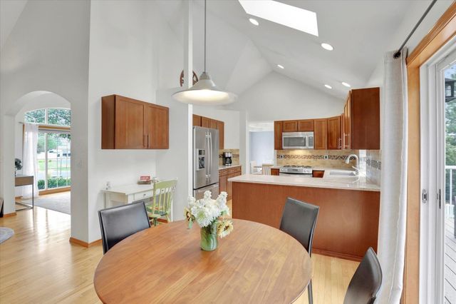 12006 N Guinevere Dr, Spokane, WA 99218