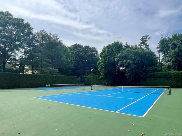 35 Sunview Drive, Glen Cove, NY 11542