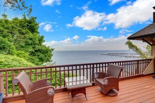 35 Sunview Drive, Glen Cove, NY 11542