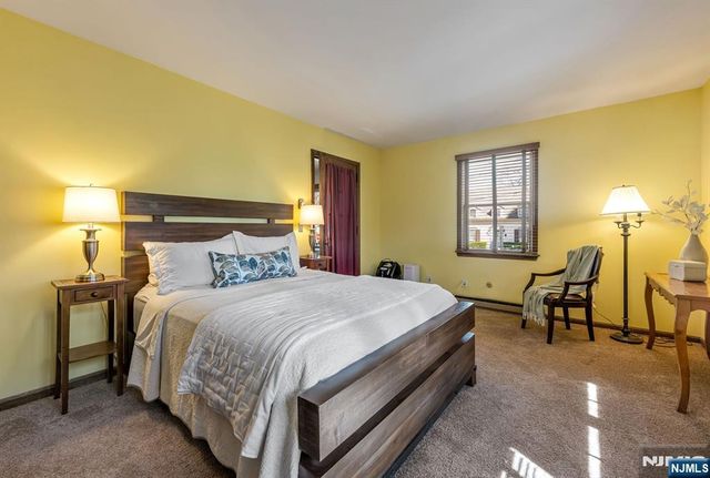 93 Carlton Avenue, Ho-ho-kus, NJ 07423