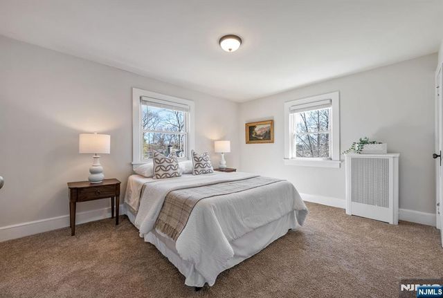 93 Carlton Avenue, Ho-ho-kus, NJ 07423