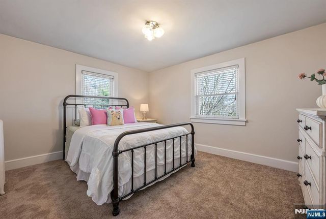 93 Carlton Avenue, Ho-ho-kus, NJ 07423