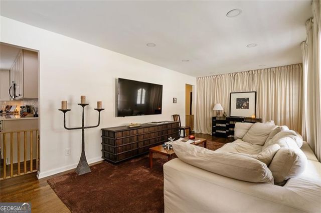 2826 Rainbow Forest Drive, Decatur, GA 30034