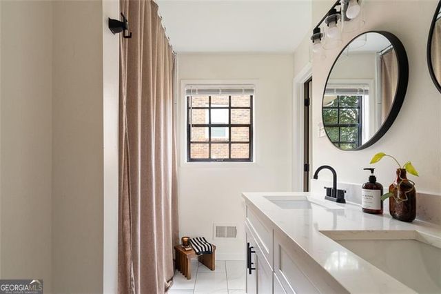 2826 Rainbow Forest Drive, Decatur, GA 30034