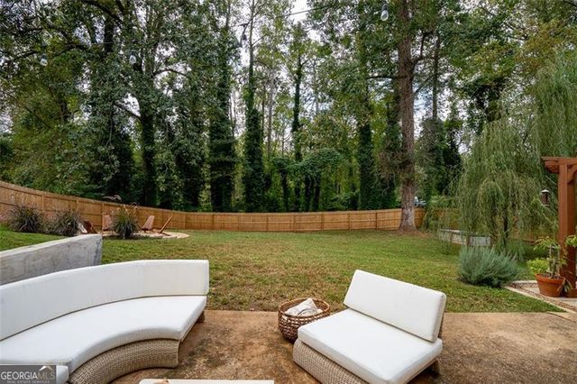 2826 Rainbow Forest Drive, Decatur, GA 30034