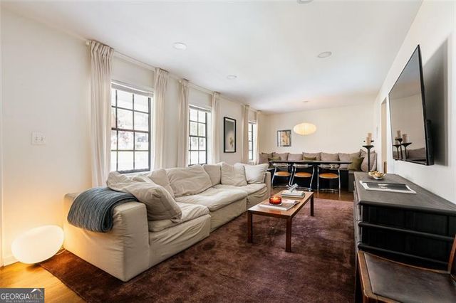 2826 Rainbow Forest Drive, Decatur, GA 30034