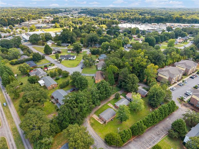 116 E Hill Drive, Easley, SC 29640