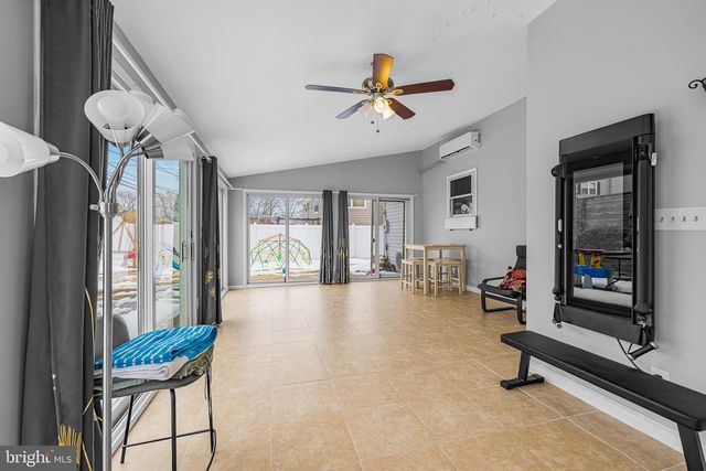 1007 STONEWOOD RD, Wilmington, DE 19810