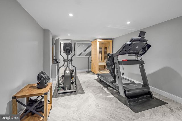 1007 STONEWOOD RD, Wilmington, DE 19810