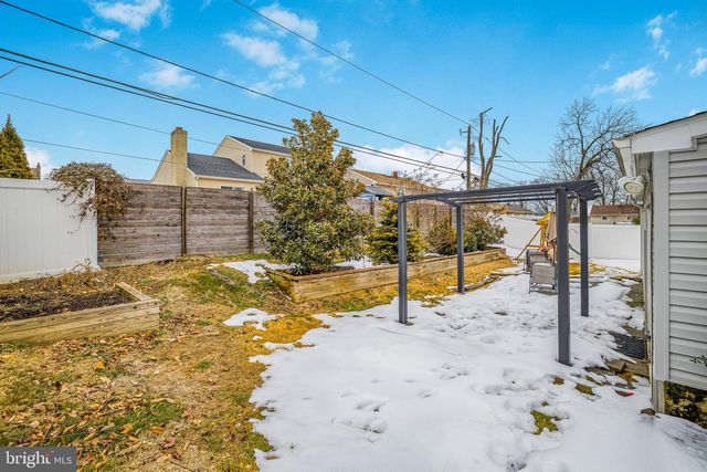 1007 STONEWOOD RD, Wilmington, DE 19810