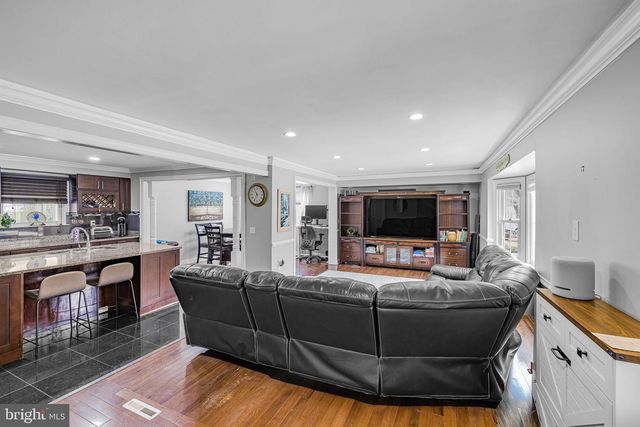 1007 STONEWOOD RD, Wilmington, DE 19810