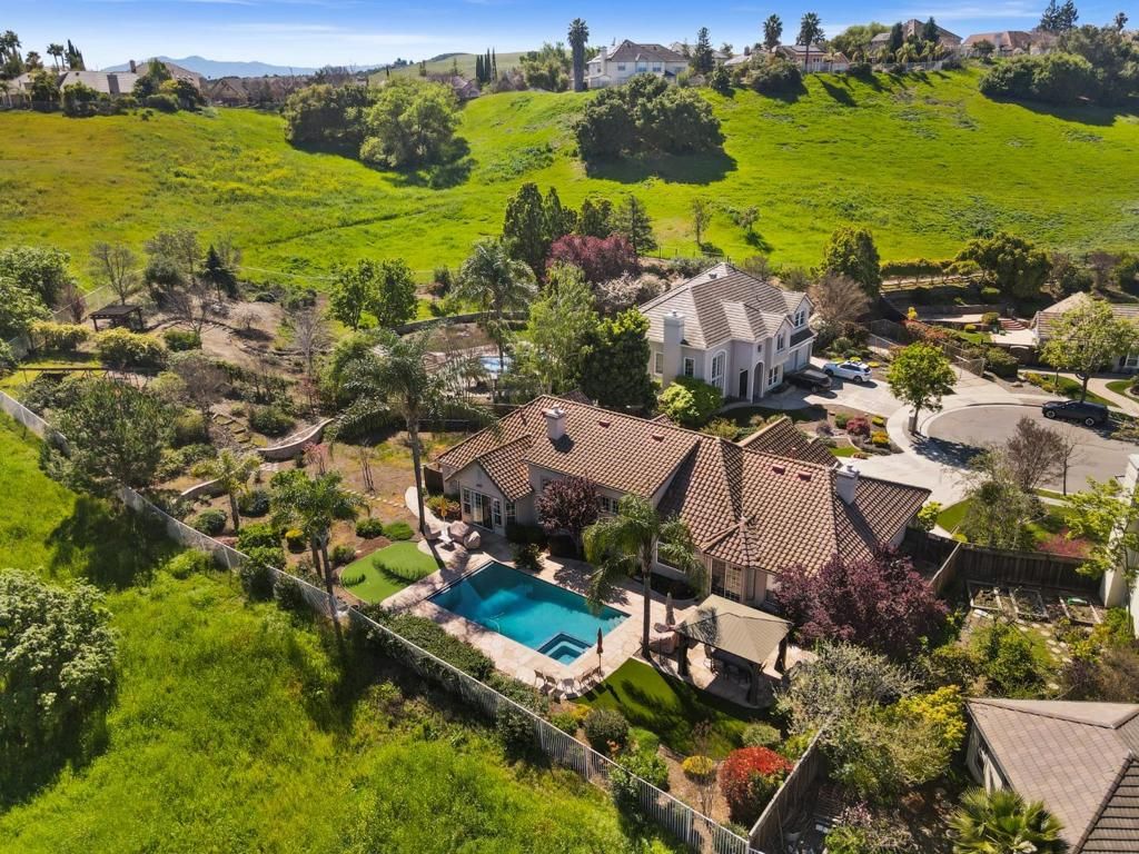 Image 3 of property listing at 2198 Hillstone Drive, San Jose, CA 95138