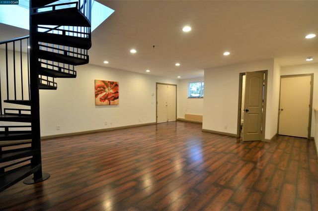 305 Lindsey Drive, Martinez, CA 94553