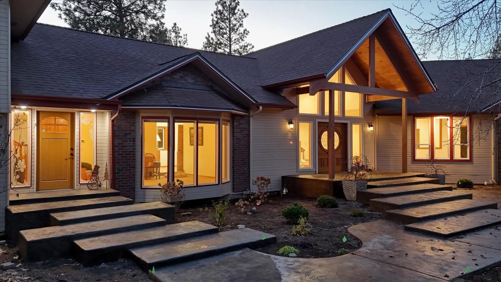 12912 E Gibbs Rd, Mica, WA 99023 photo 2