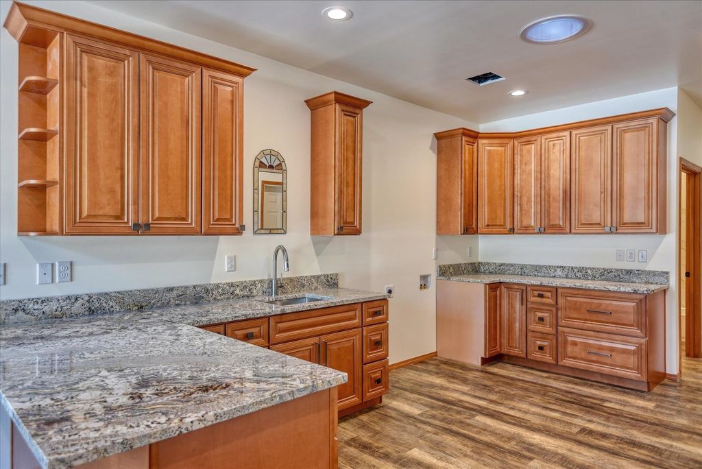 12912 E Gibbs Rd, Mica, WA 99023 photo 23