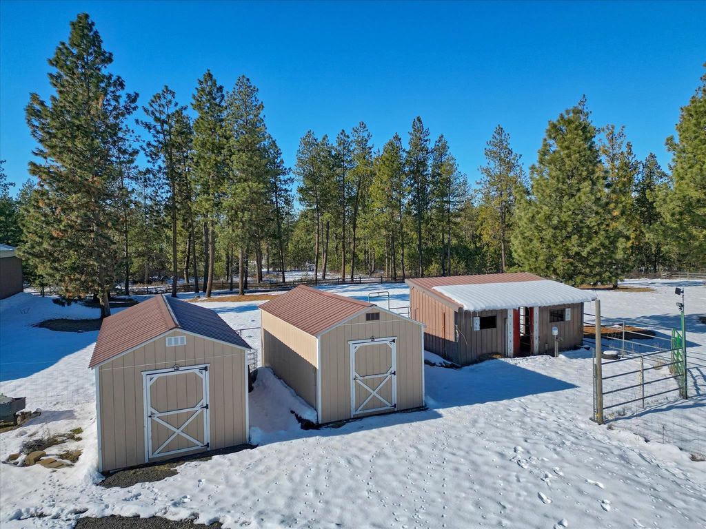 12912 E Gibbs Rd, Mica, WA 99023 photo 43