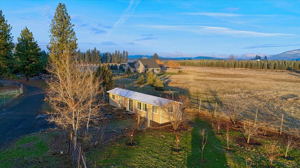 12912 E Gibbs Rd, Mica, WA 99023 photo 44