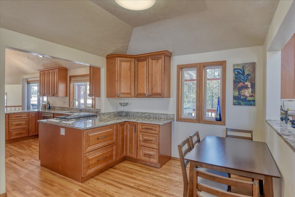 12912 E Gibbs Rd, Mica, WA 99023 photo 9