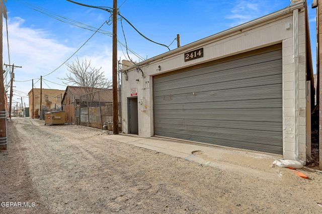 2414 Texas Avenue, El Paso, TX 79901