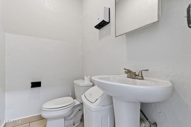 2414 Texas Avenue, El Paso, TX 79901