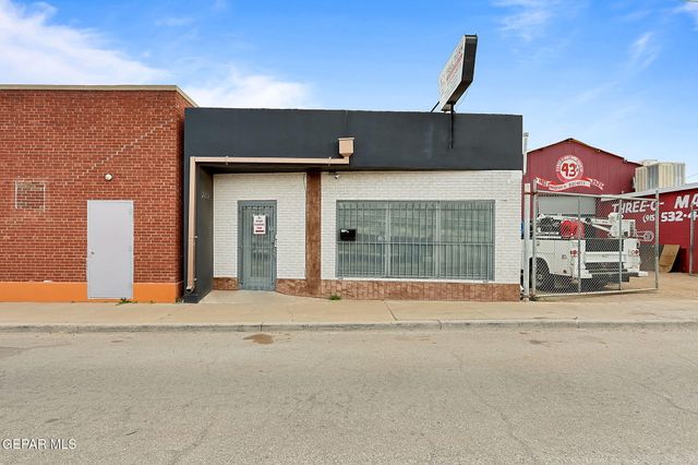 2414 Texas Avenue, El Paso, TX 79901