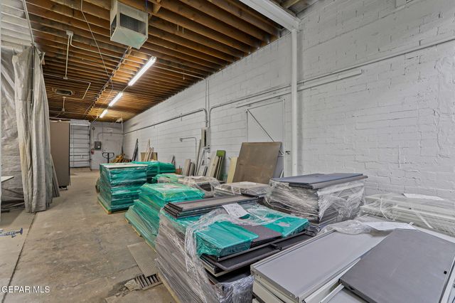 2414 Texas Avenue, El Paso, TX 79901