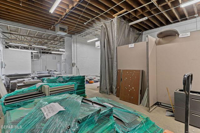 2414 Texas Avenue, El Paso, TX 79901