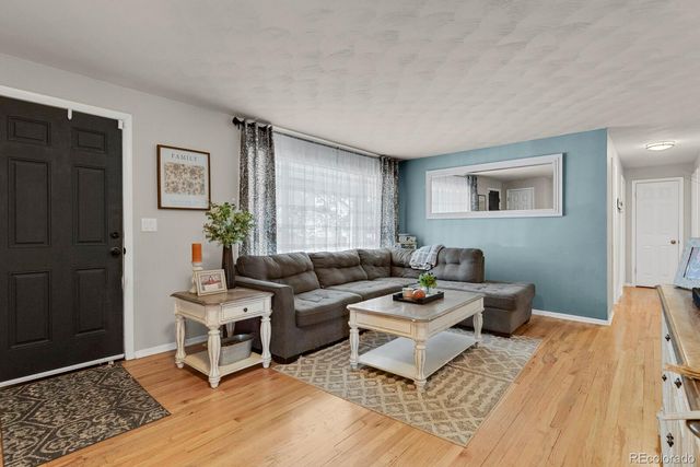 7232 S Broadway, Centennial, CO 80122