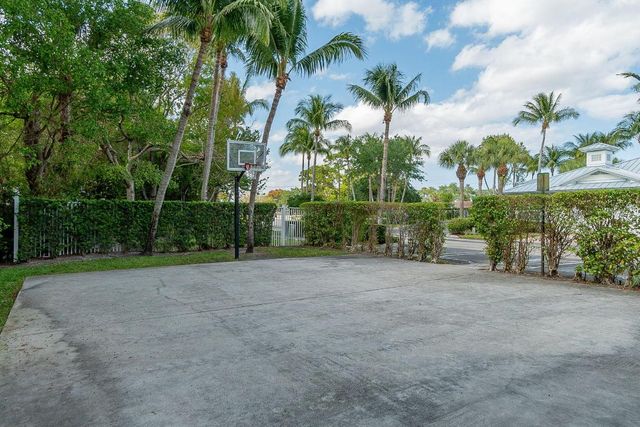 115 Coconut Key Lane, Delray Beach, FL 33484