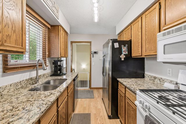 5875 Upper 182nd Street W, Farmington, MN 55024