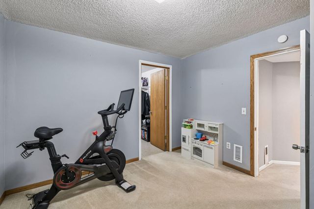 5875 Upper 182nd Street W, Farmington, MN 55024
