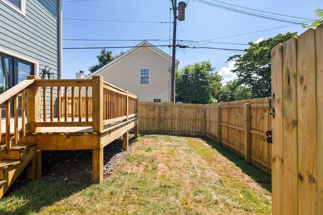 1007 Tenth St, Old Hickory, TN 37138