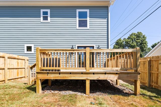 1007 Tenth St, Old Hickory, TN 37138