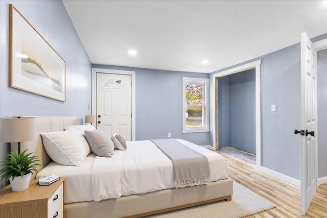427-429 High St, Dedham, MA 02026
