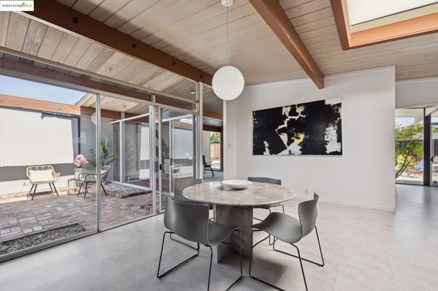3731 Merridan Dr, Concord, CA 94518