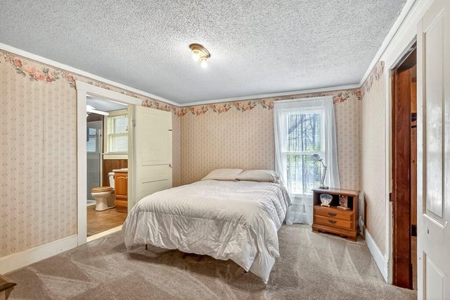 3751 W Farm Road 168, Springfield, MO 65807