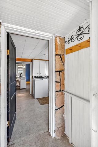 3751 W Farm Road 168, Springfield, MO 65807