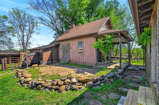 3751 W Farm Road 168, Springfield, MO 65807