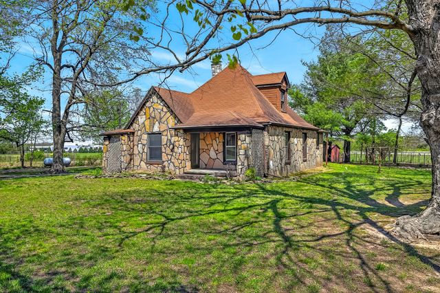 3751 W Farm Road 168, Springfield, MO 65807